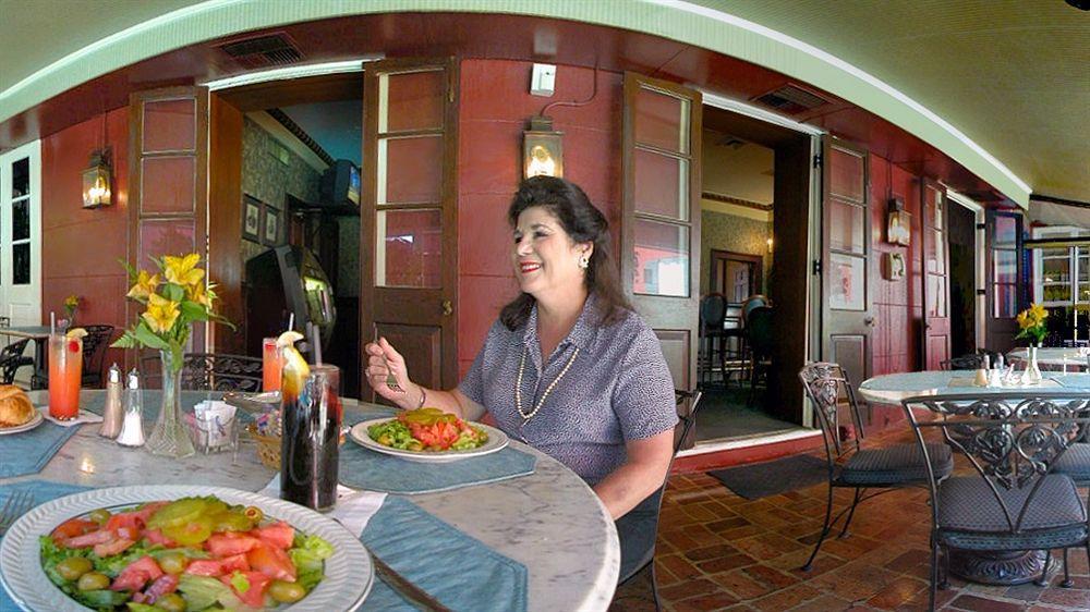 Le Richelieu Hotel In The French Quarter New Orleans Bagian luar foto