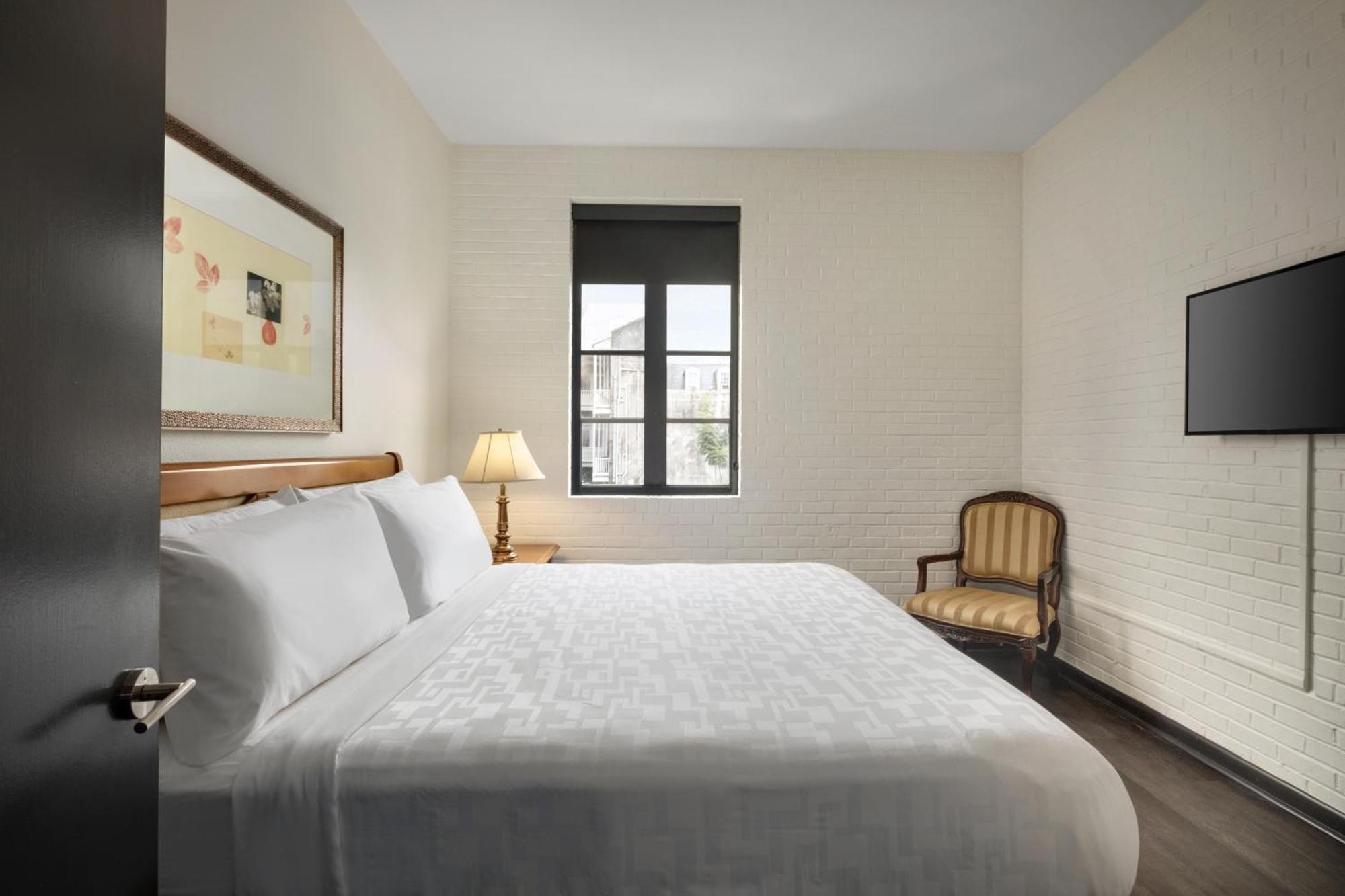 Le Richelieu Hotel In The French Quarter New Orleans Bagian luar foto