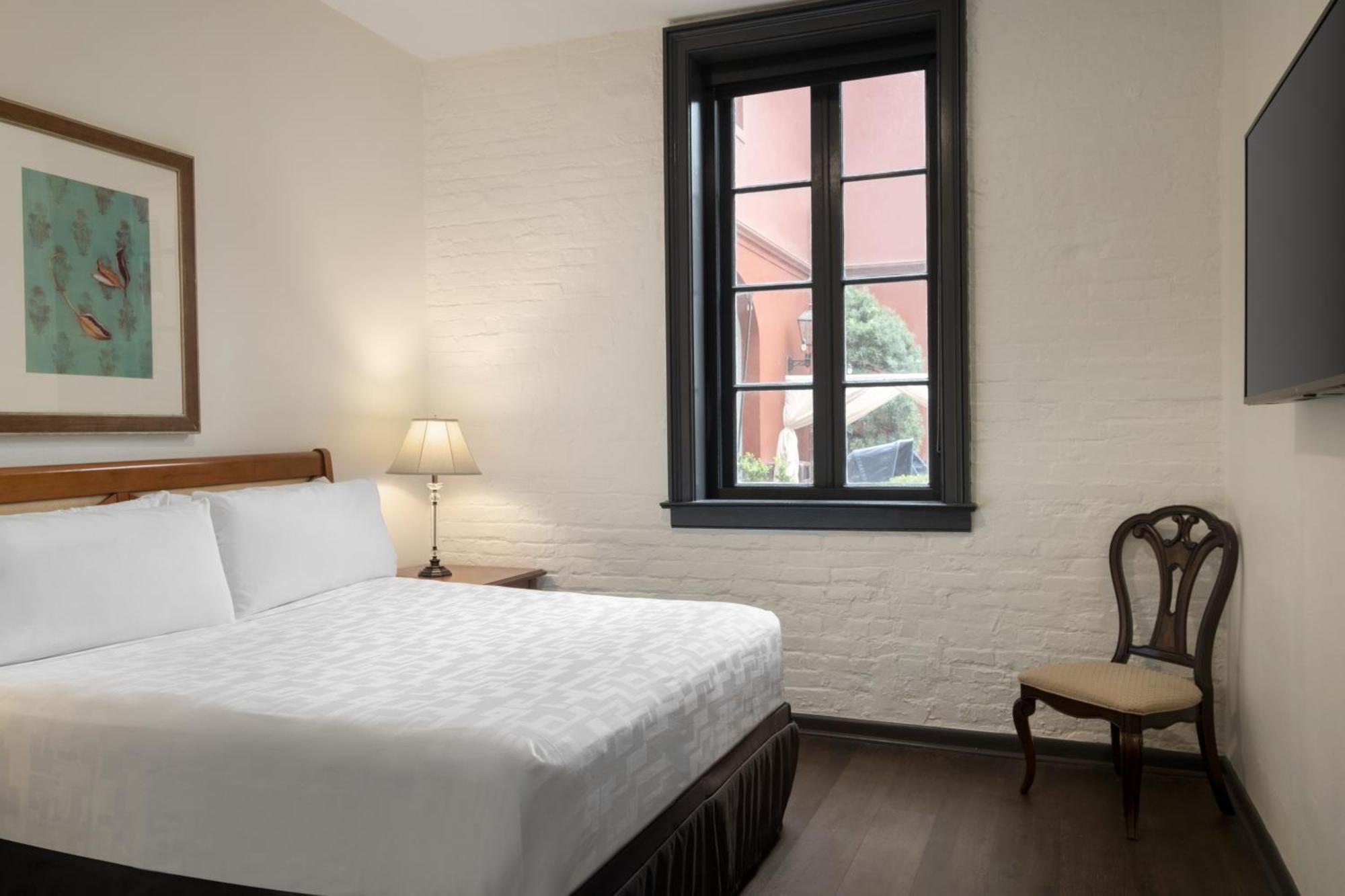 Le Richelieu Hotel In The French Quarter New Orleans Bagian luar foto