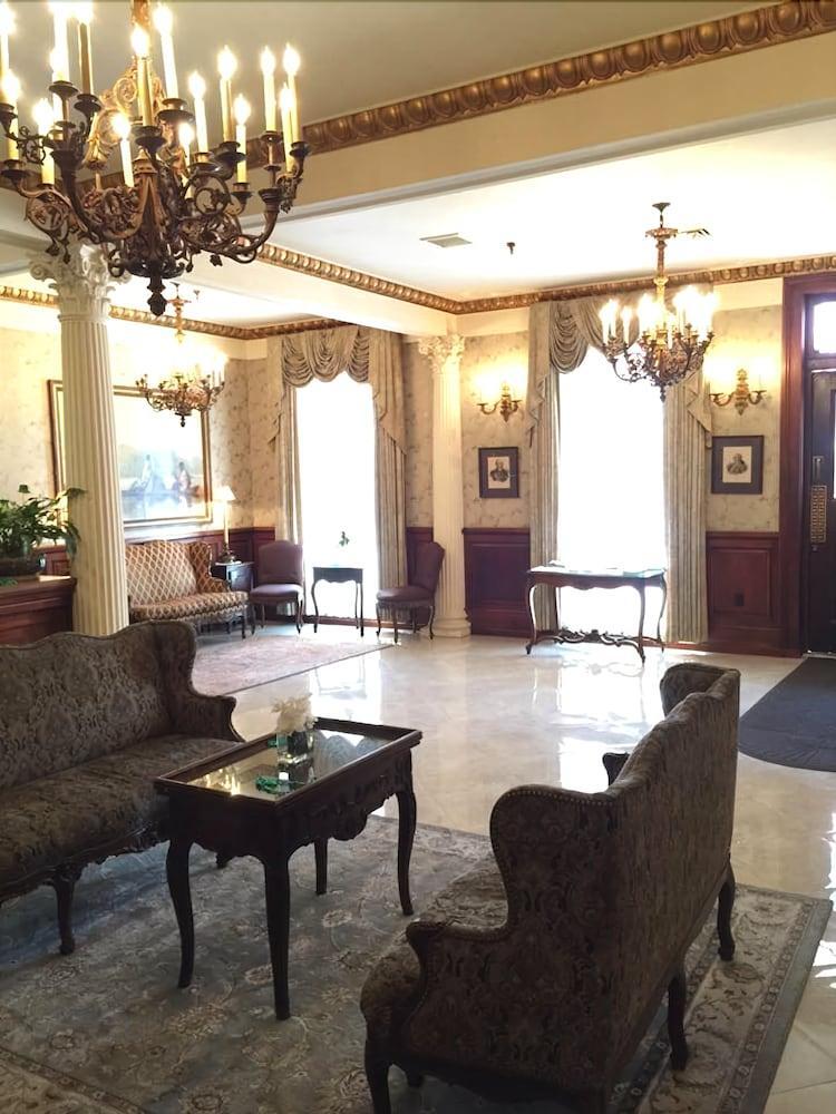 Le Richelieu In The French Quarter Hotel New Orleans Bagian luar foto